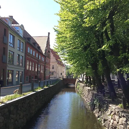 Peaceful In With Terrace Lejlighed Zierow